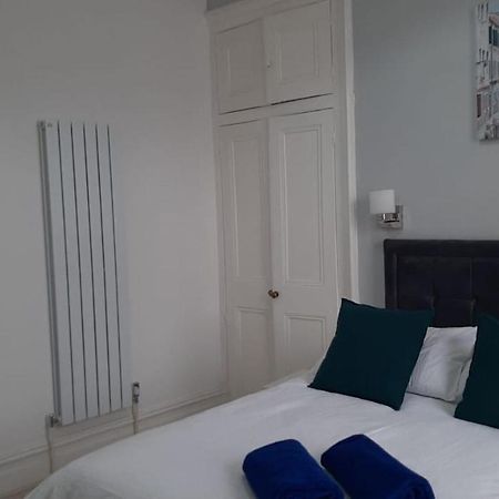 Regency Guesthouse מנצ'סטר מראה חיצוני תמונה